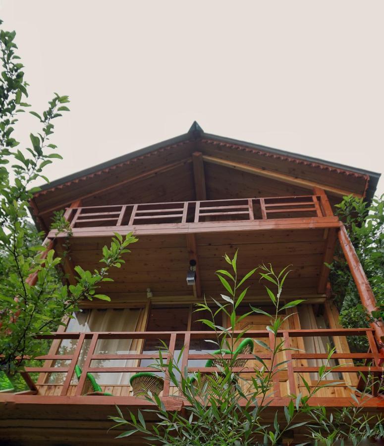 Freebird Nest Jibhi Hotel Exterior foto
